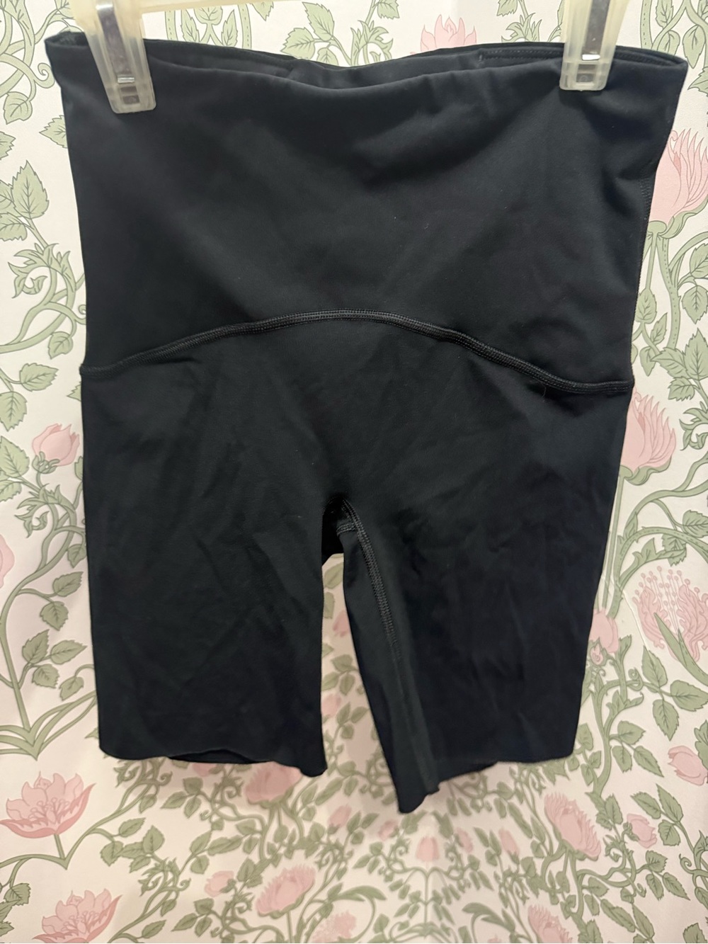 SPANX Booty Boost Black High-Waist Bike Shorts - 8” Seam - Size S